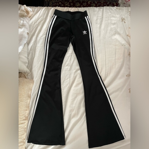 Adidas classic flared leggings - Picture 1 of 6